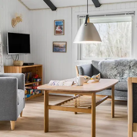 3 Bedroom Cozy In